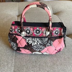 Vera Bradley Perfect pouch to stay organized